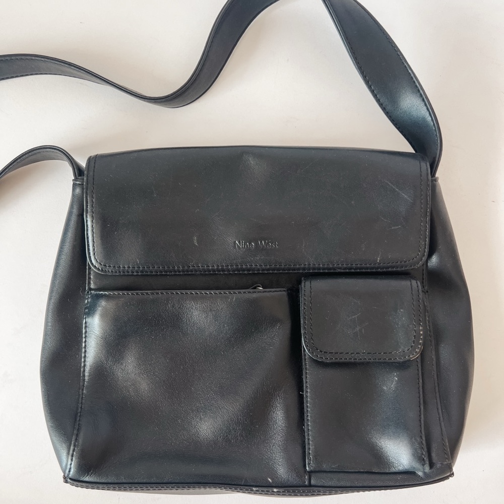 Vintage Nine West Genuine Black Leather Crossbody Bag